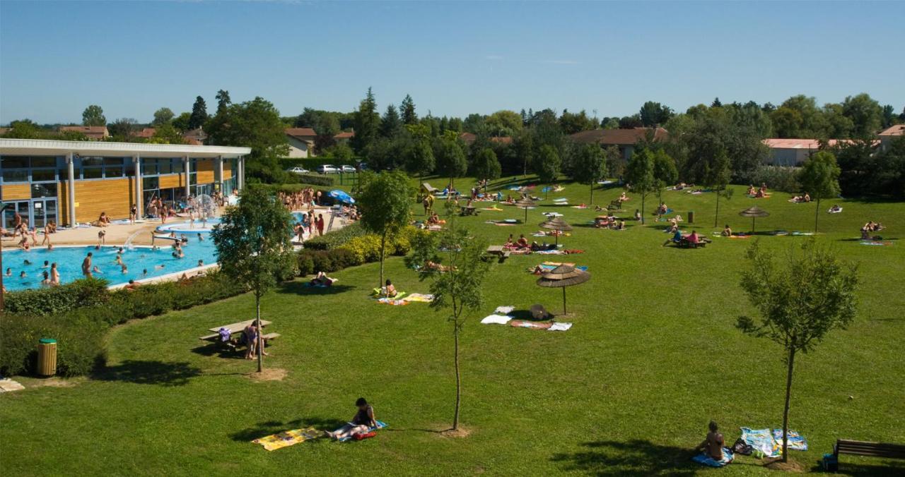 Onlycamp Camping Le Champ D'Ete Reyssouze Exterior foto