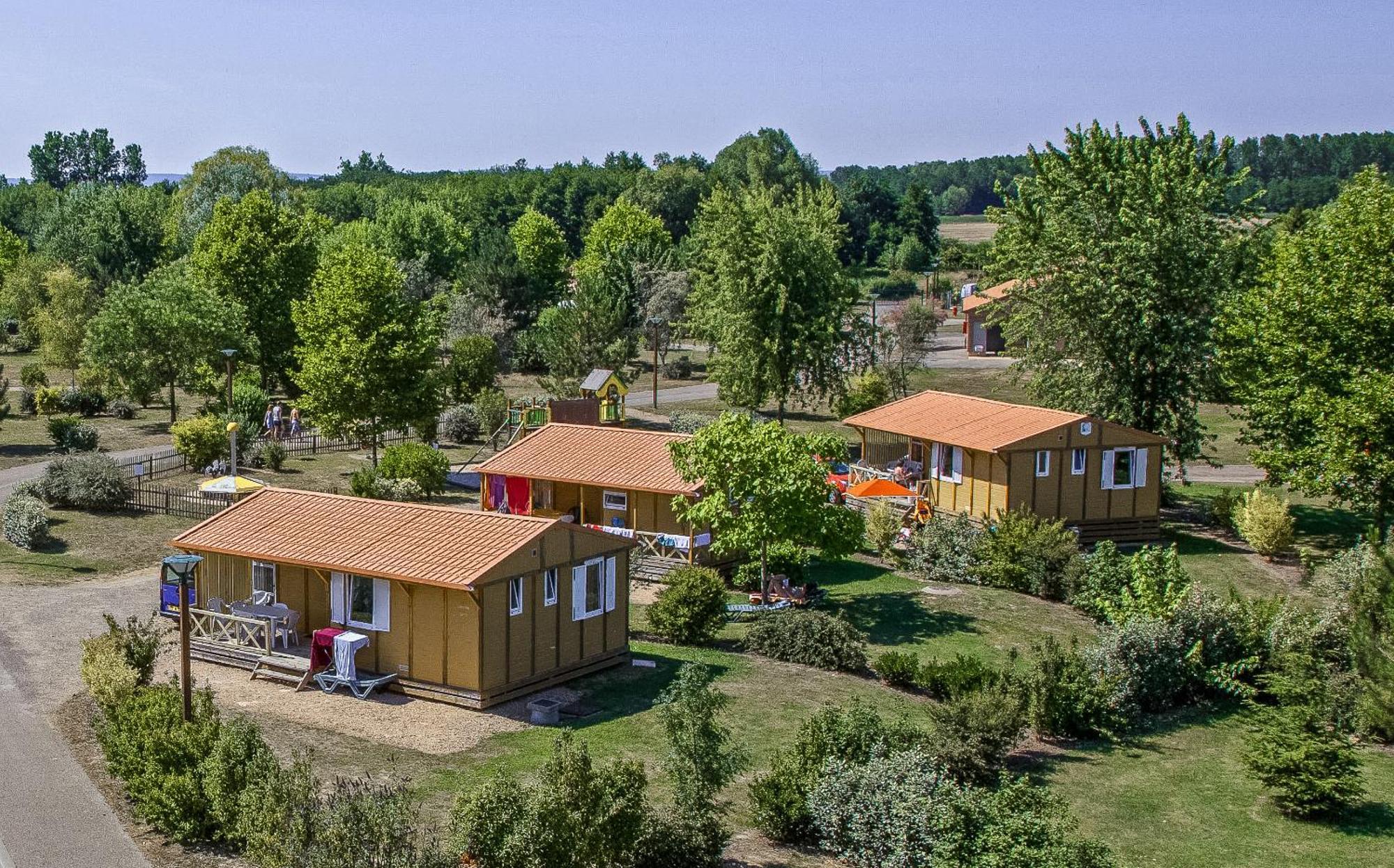 Onlycamp Camping Le Champ D'Ete Reyssouze Exterior foto